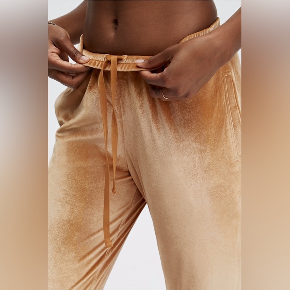 Fabletics Daria Velour Joggers in Light Honey - Picture 4 of 10